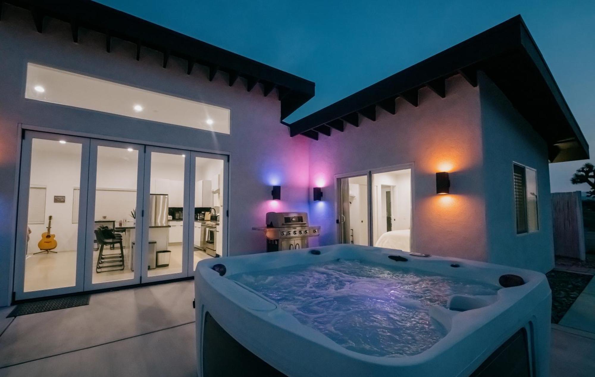 Villa Coyote Tracks - A Modern Desert Experience à Joshua Tree Extérieur photo